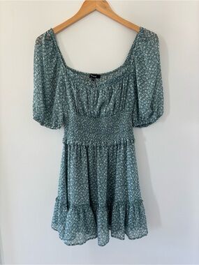 Trixxi Green Floral Midi Dress Size S